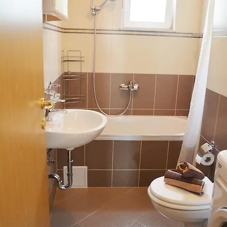 Apartment Red